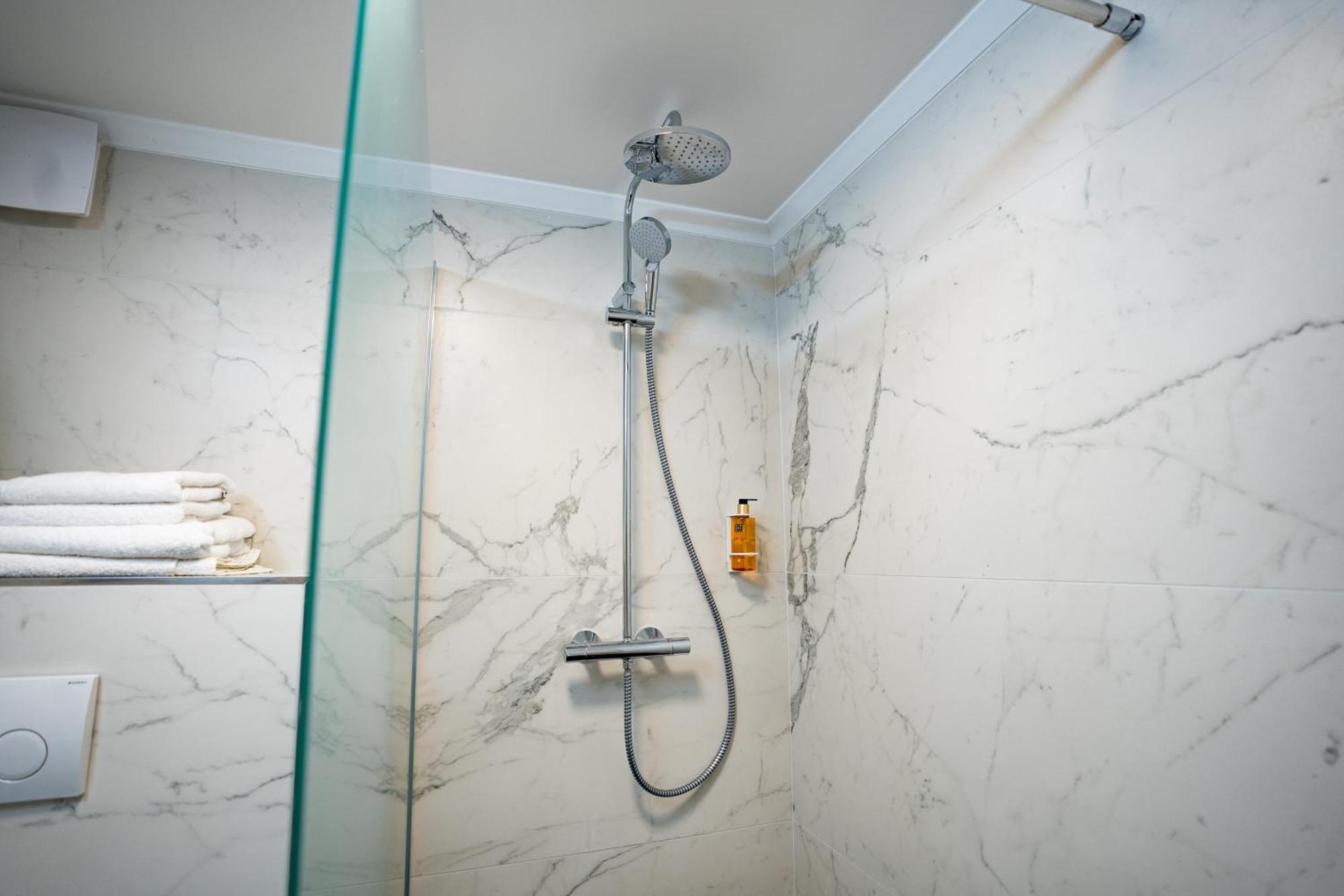 Apartment Downtown Double Deluxe With Joint Kitchen Budapest